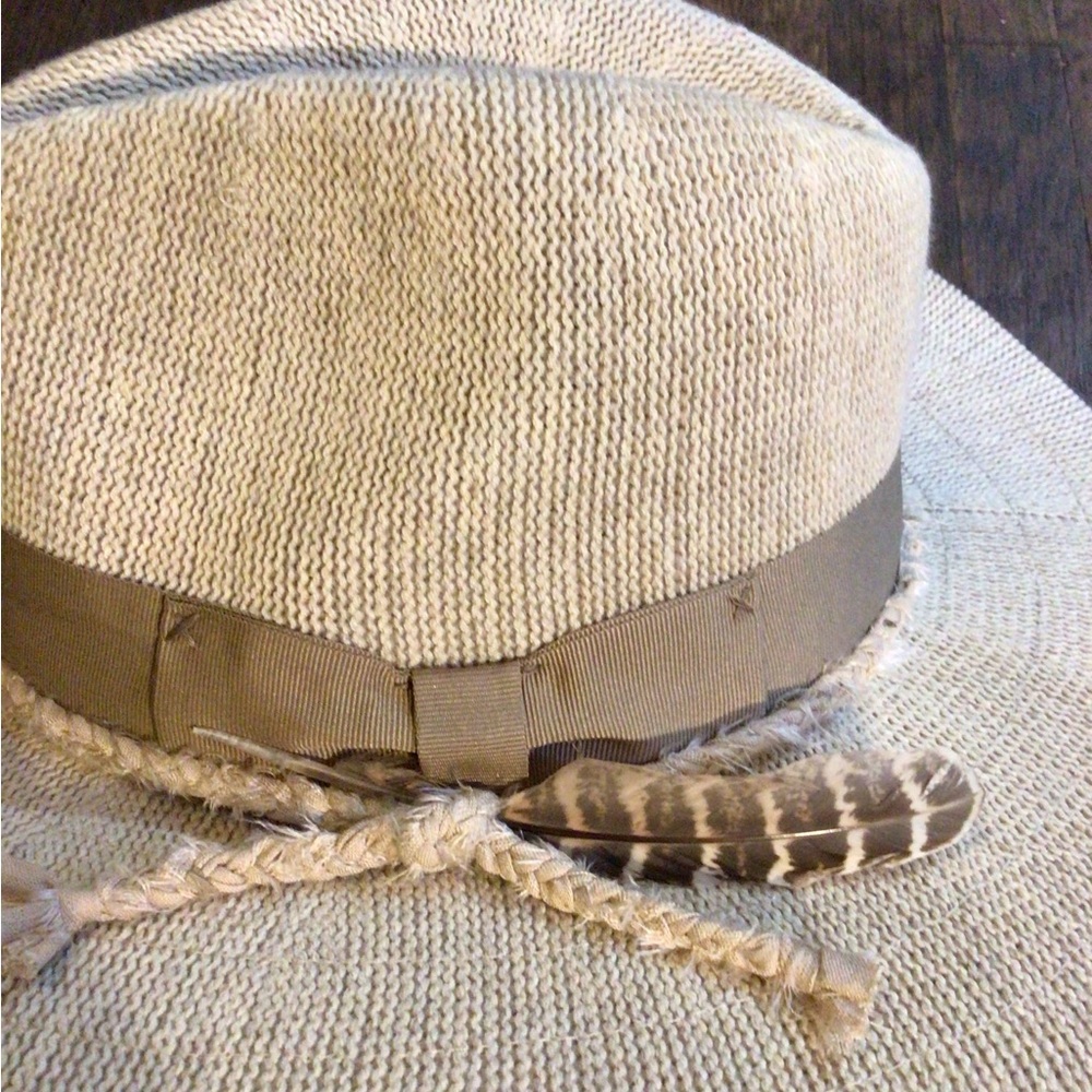 NEW! Rare Wyeth woven feather  rancher - Picture 3 of 4